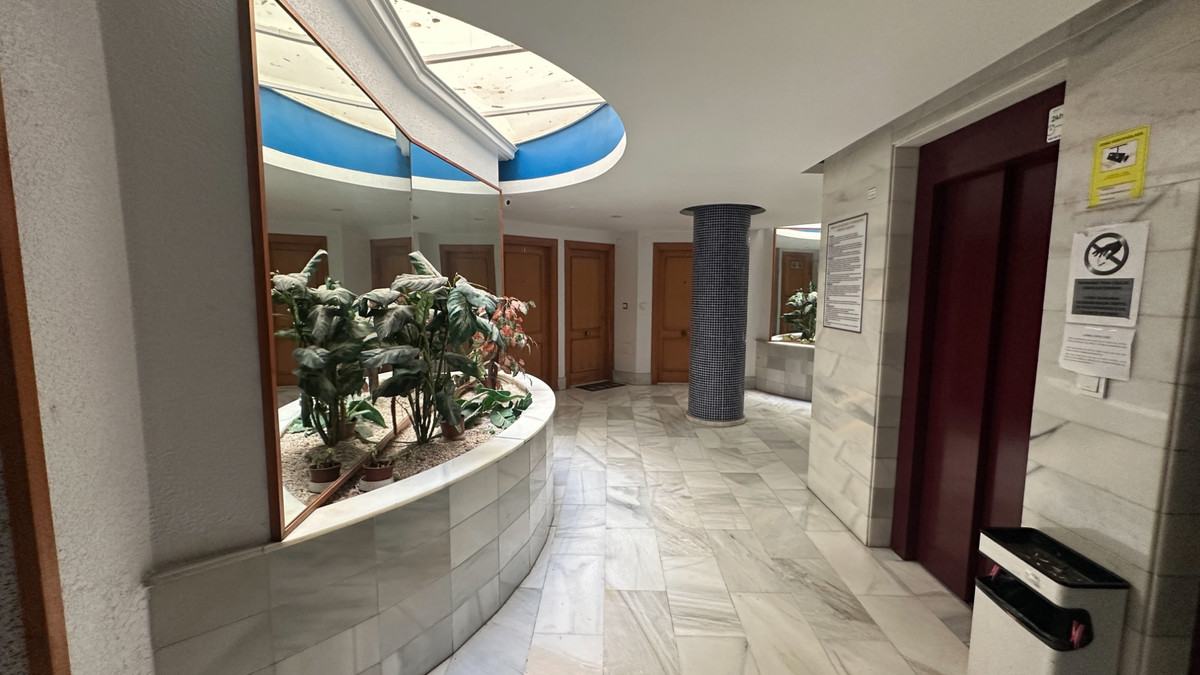Se vende Apartamento Planta Media de 2 dormitorios en Costa Blanca, Alicante, España