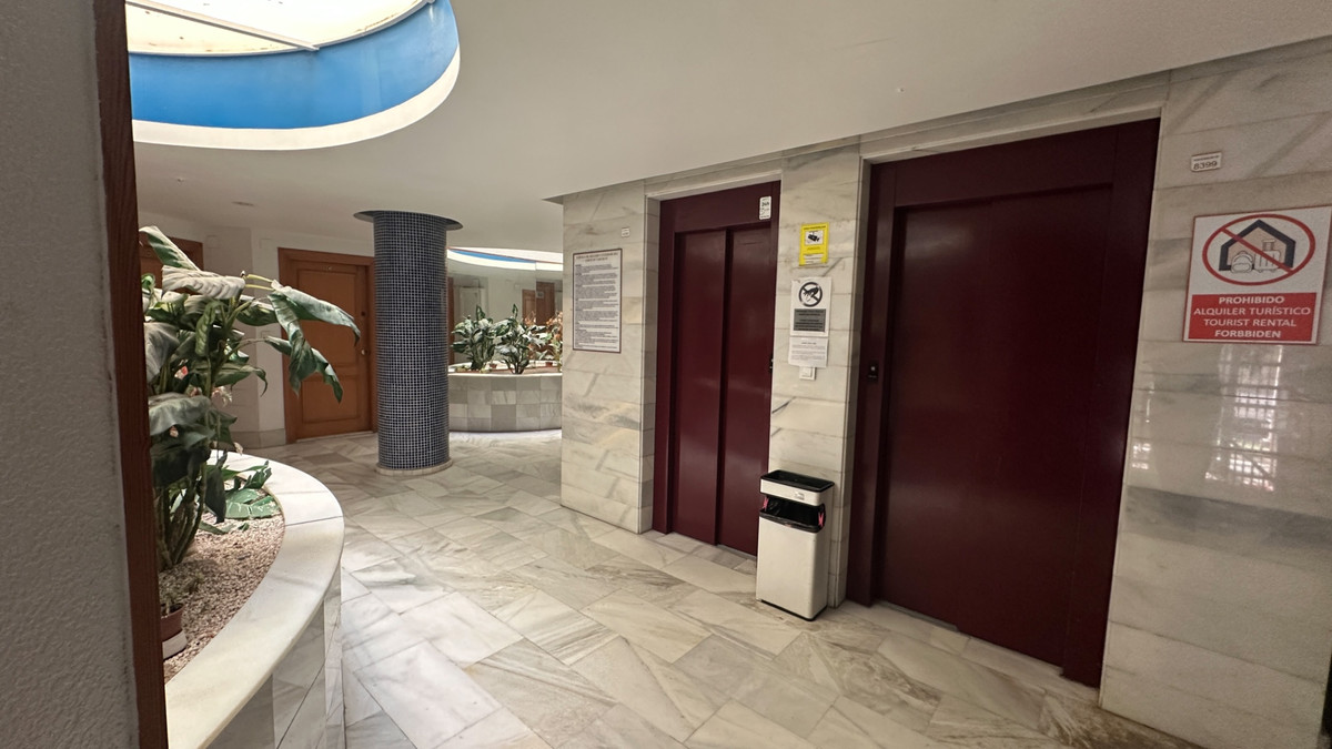 Se vende Apartamento Planta Media de 2 dormitorios en Costa Blanca, Alicante, España