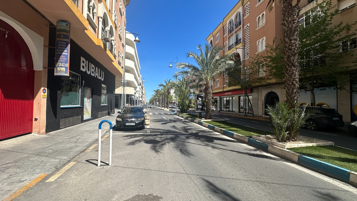 Se vende Apartamento Planta Media de 2 dormitorios en Costa Blanca, Alicante, España
