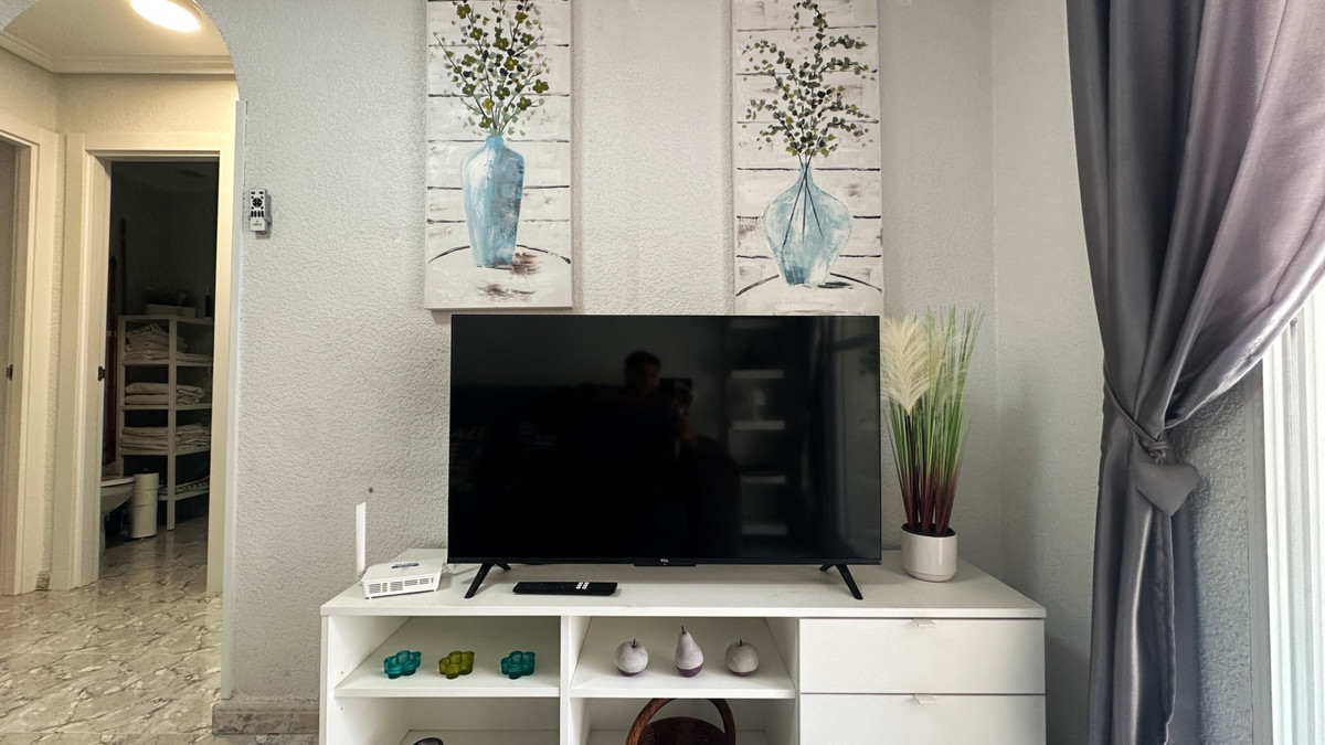Se vende Apartamento Planta Media de 2 dormitorios en Costa Blanca, Alicante, España