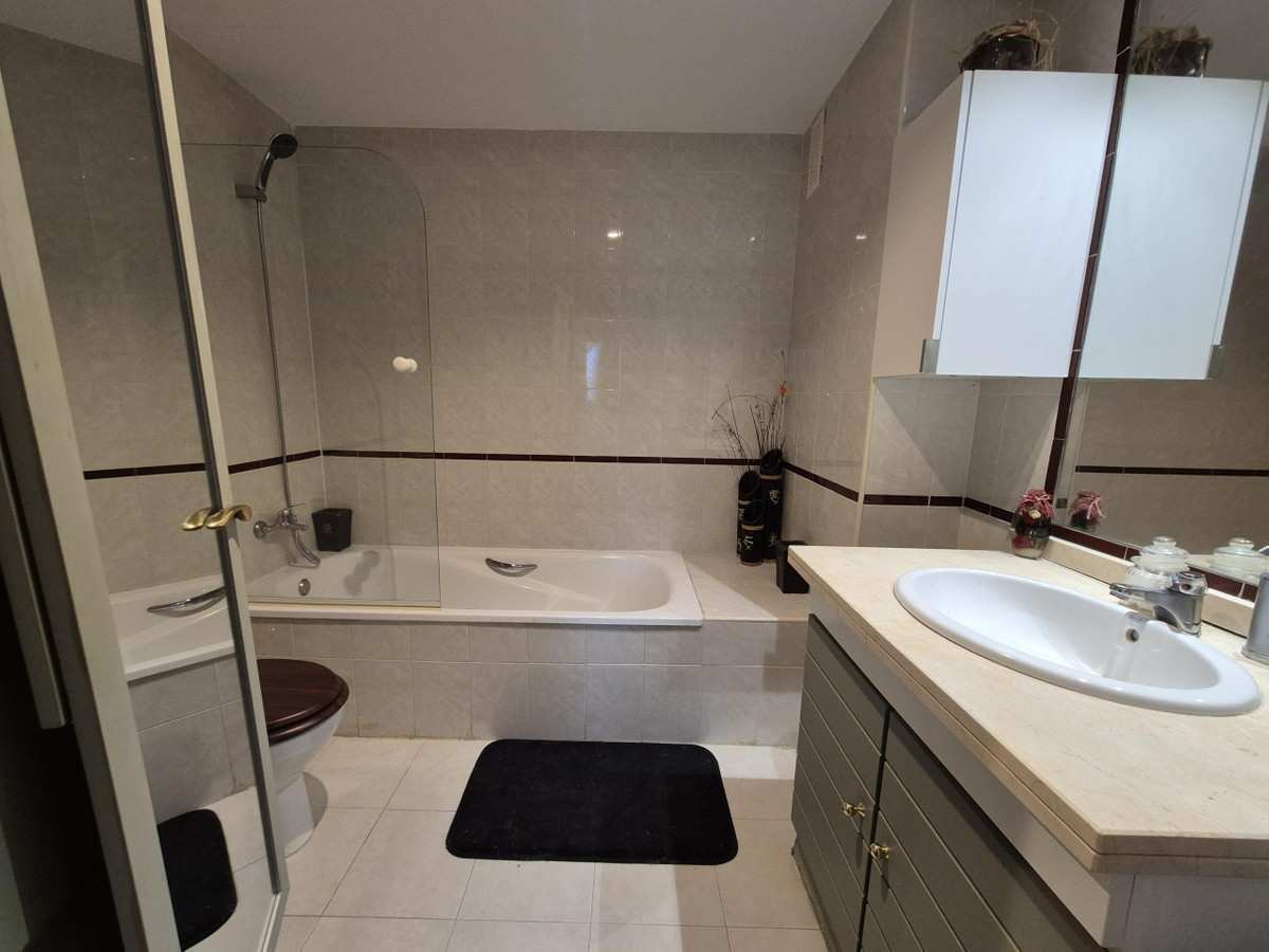 2 Bed Apartment for sale in Riviera Del Sol Costa Del Sol, Málaga, Spain