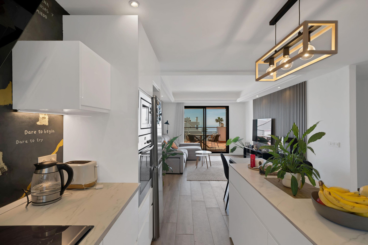 2 Bed Apartment for sale in Casares Costa Del Sol, Málaga, Spain
