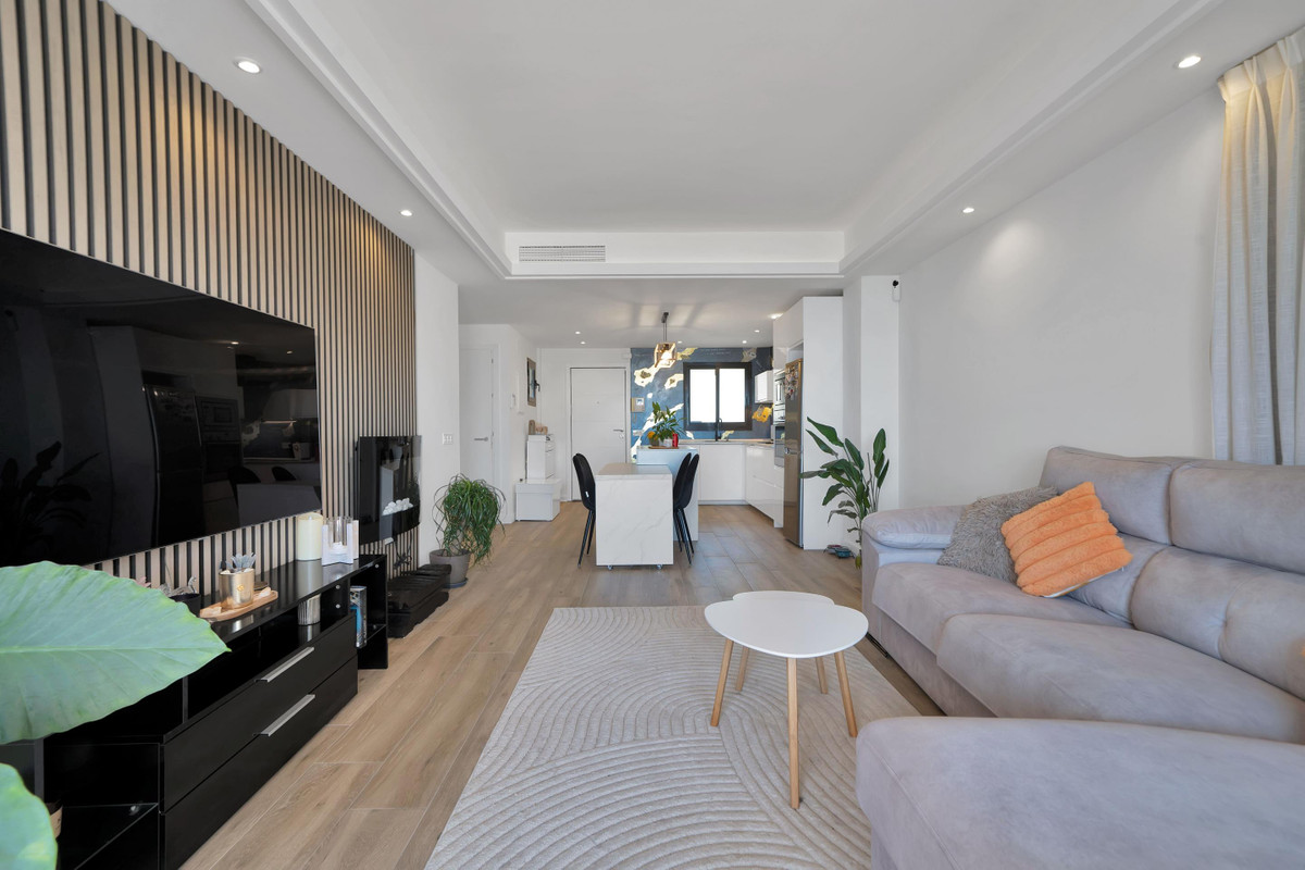 2 Bed Apartment for sale in Casares Costa Del Sol, Málaga, Spain