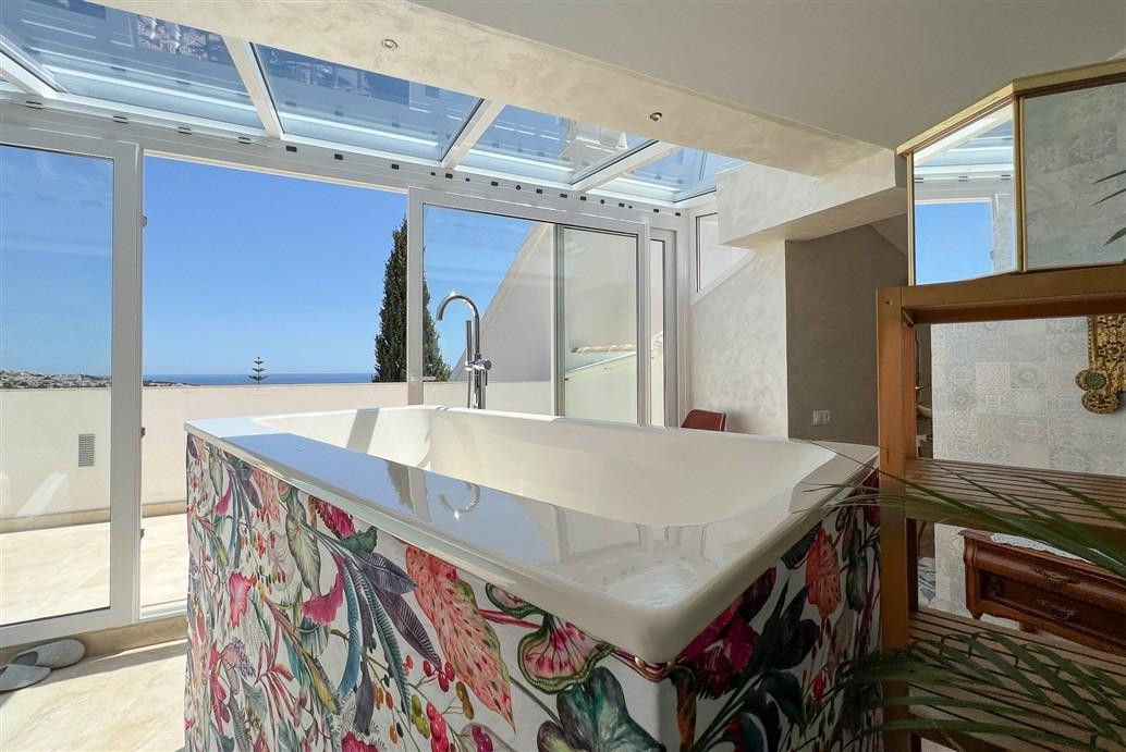 4 Bed Townhouse for sale in Mijas Costa Del Sol, Málaga, Spain