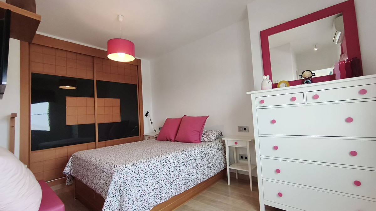 3 Bed Apartment for sale in Alhaurín El Grande Costa Del Sol, Málaga, Spain