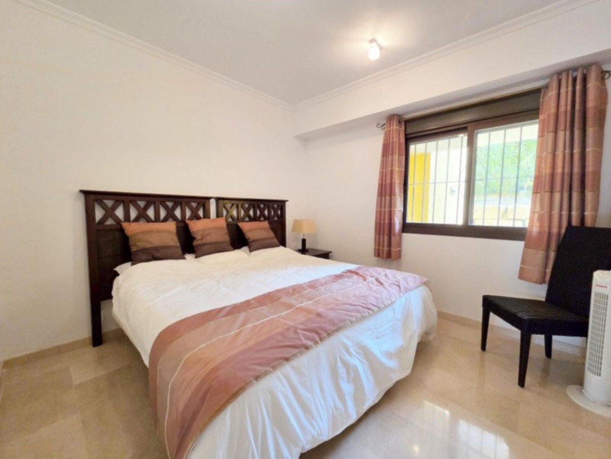 Se vende Apartamento Planta Baja de 3 dormitorios en Costa Del Sol, Málaga, España