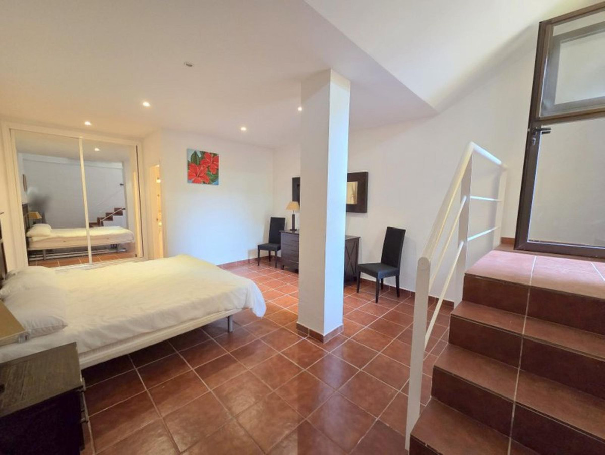 Se vende Apartamento Planta Baja de 3 dormitorios en Costa Del Sol, Málaga, España