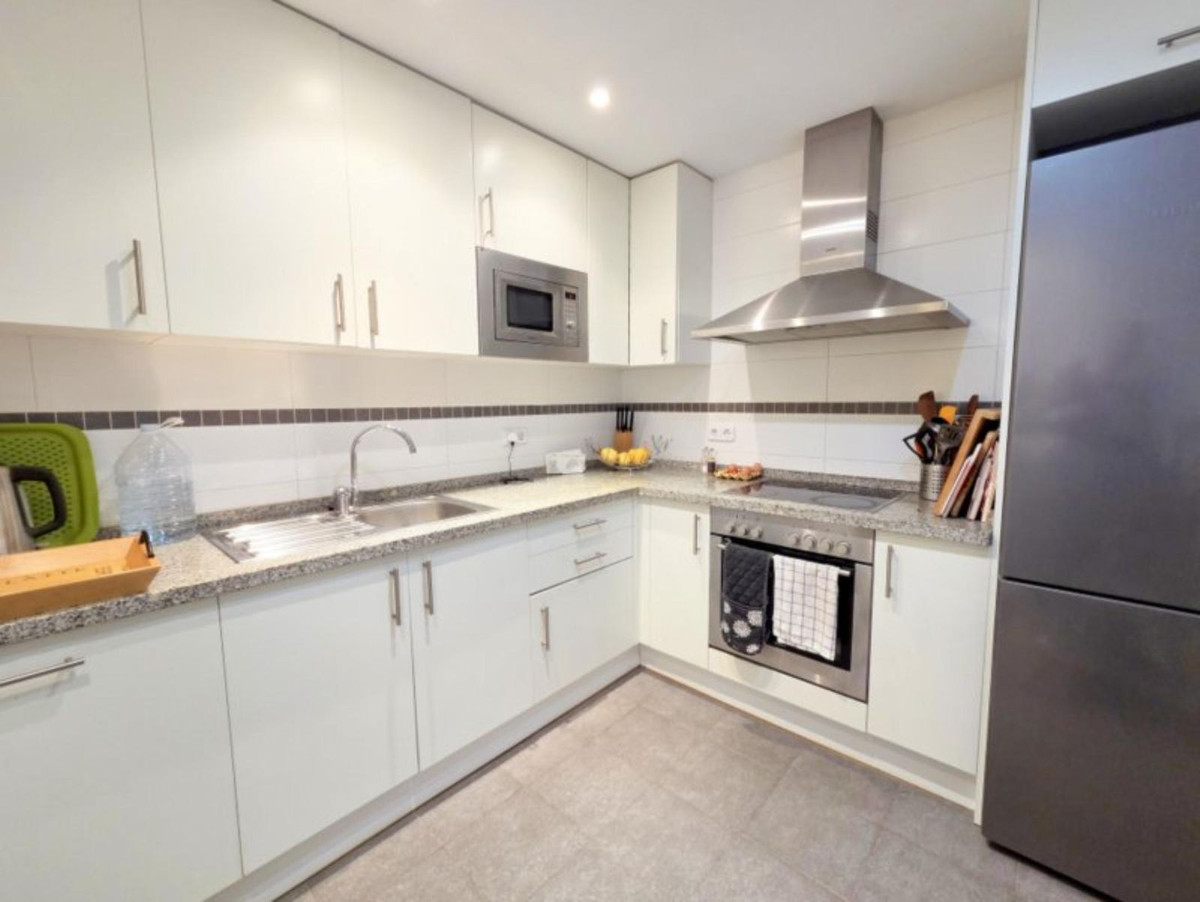 Se vende Apartamento Planta Baja de 3 dormitorios en Costa Del Sol, Málaga, España