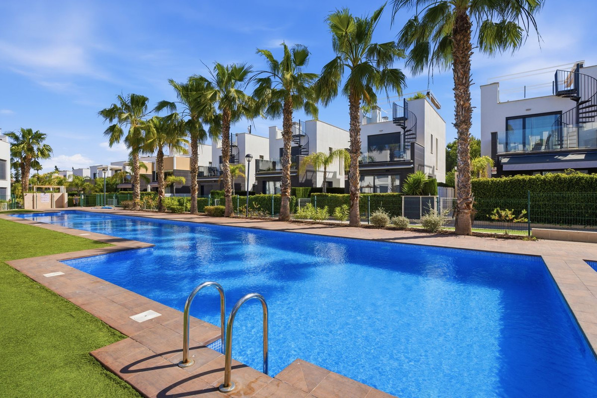 3 Bed Townhouse for sale in Punta Prima Costa Blanca, Alicante, Spain