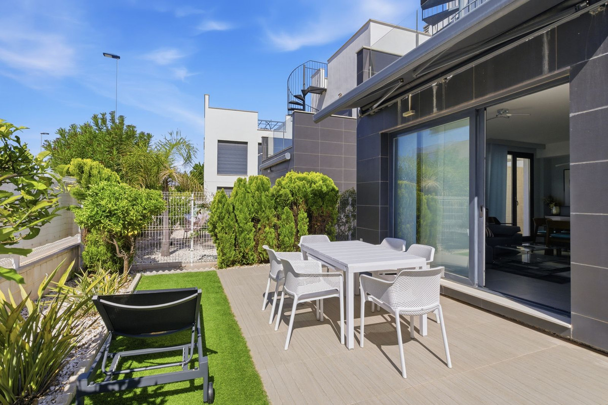 3 Bed Townhouse for sale in Punta Prima Costa Blanca, Alicante, Spain