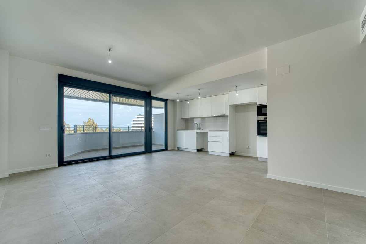Se vende Apartamento Planta Media de 2 dormitorios en Costa Del Sol, Málaga, España