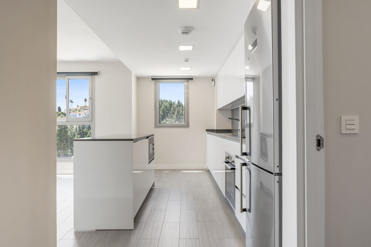 3 Bed Apartment for sale in El Chaparral Costa Del Sol, Málaga, Spain