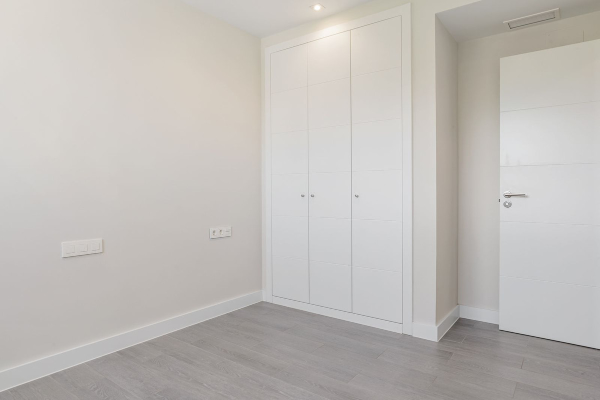 3 Bed Apartment for sale in El Chaparral Costa Del Sol, Málaga, Spain