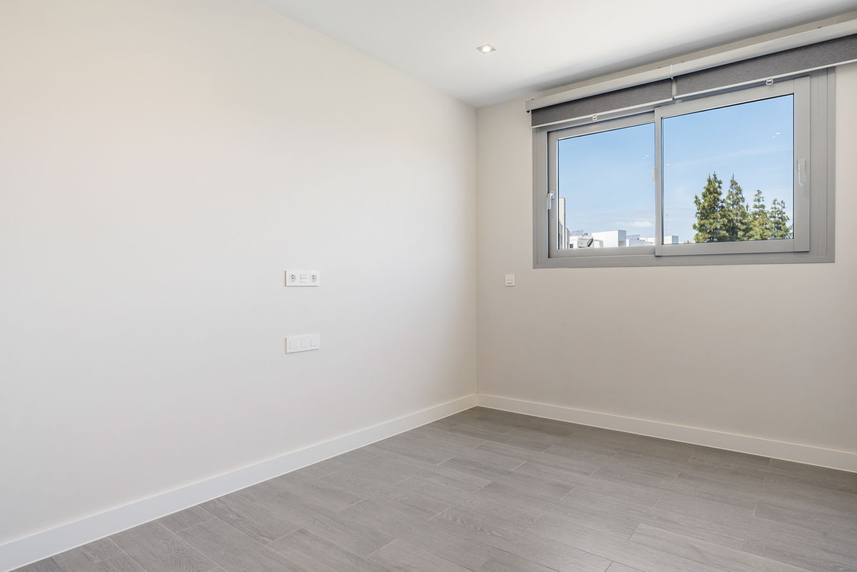 3 Bed Apartment for sale in El Chaparral Costa Del Sol, Málaga, Spain