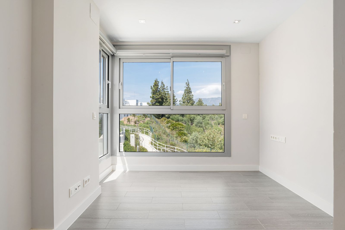 3 Bed Apartment for sale in El Chaparral Costa Del Sol, Málaga, Spain
