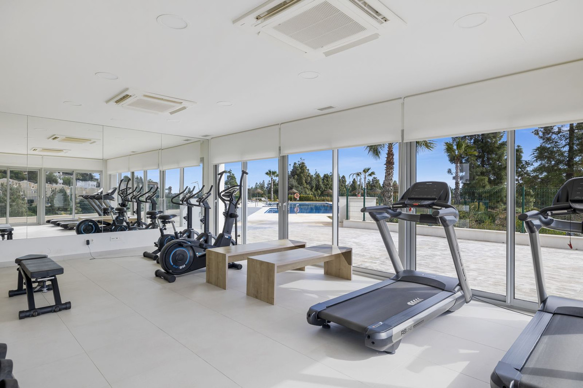 3 Bed Apartment for sale in El Chaparral Costa Del Sol, Málaga, Spain