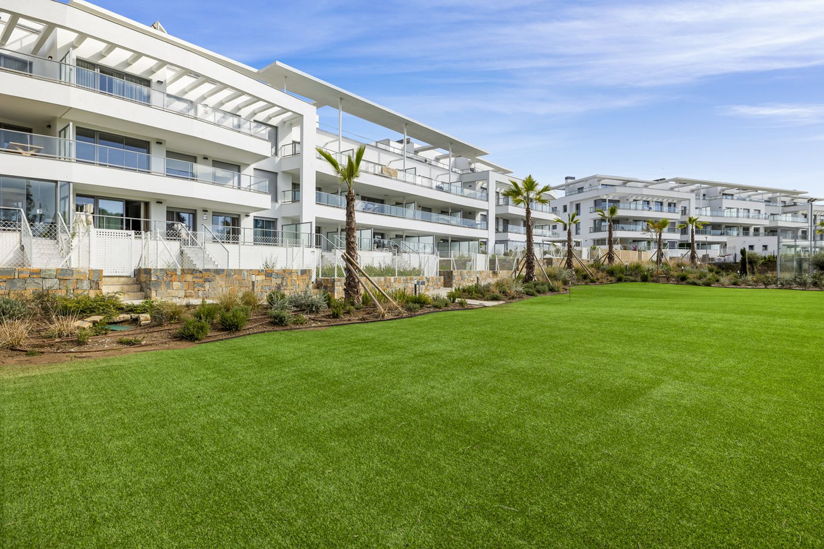 3 Bed Apartment for sale in El Chaparral Costa Del Sol, Málaga, Spain
