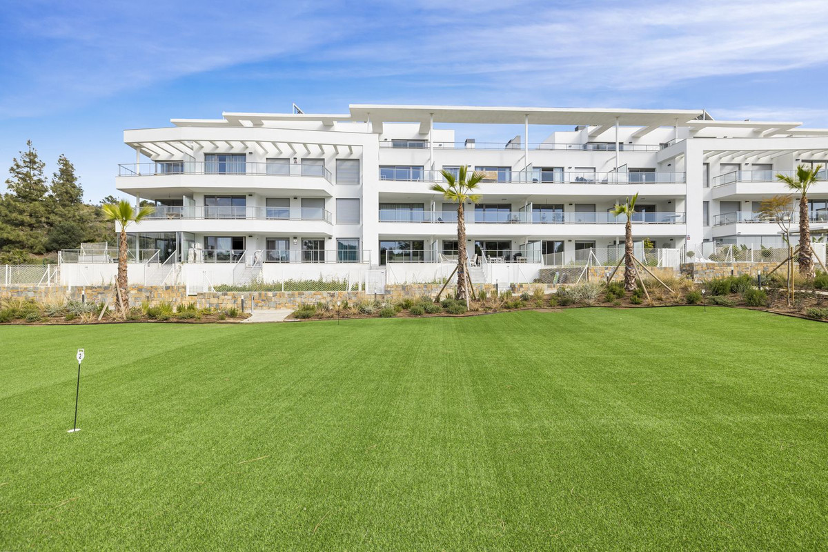 3 Bed Apartment for sale in El Chaparral Costa Del Sol, Málaga, Spain