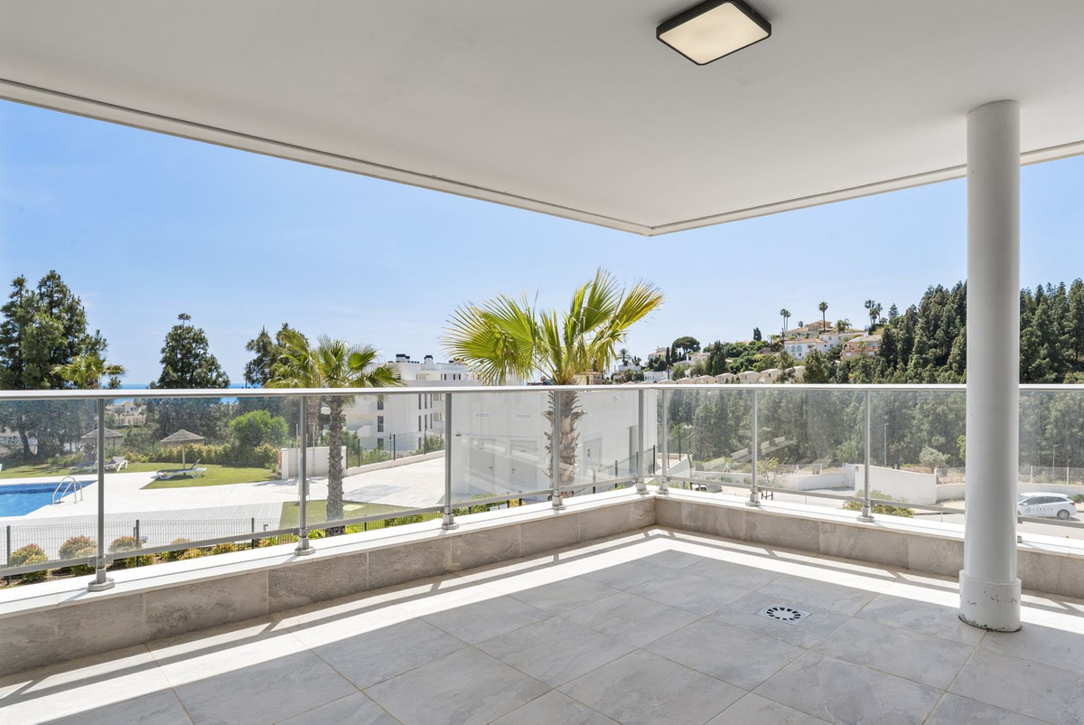 3 Bed Apartment for sale in El Chaparral Costa Del Sol, Málaga, Spain