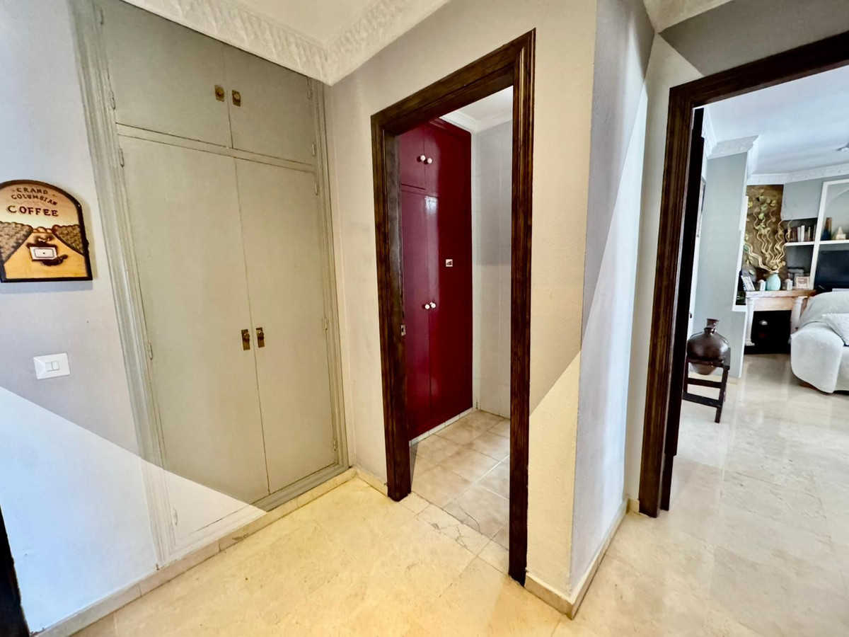 Se vende Apartamento en Planta Última de 3 dormitorios en Costa Del Sol, Málaga, España