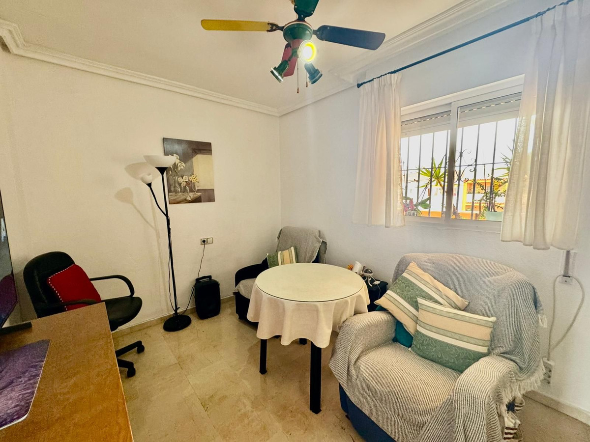 Se vende Apartamento en Planta Última de 3 dormitorios en Costa Del Sol, Málaga, España