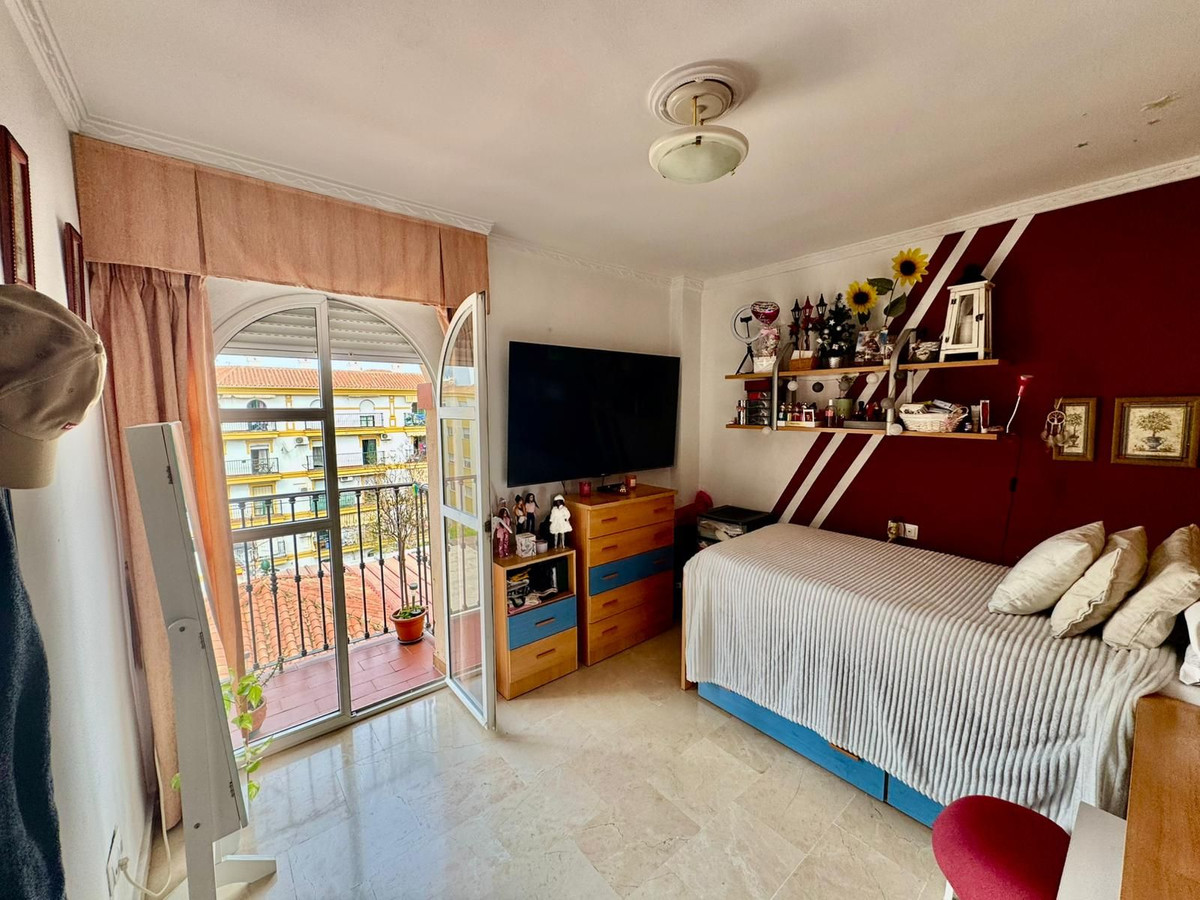 Se vende Apartamento en Planta Última de 3 dormitorios en Costa Del Sol, Málaga, España