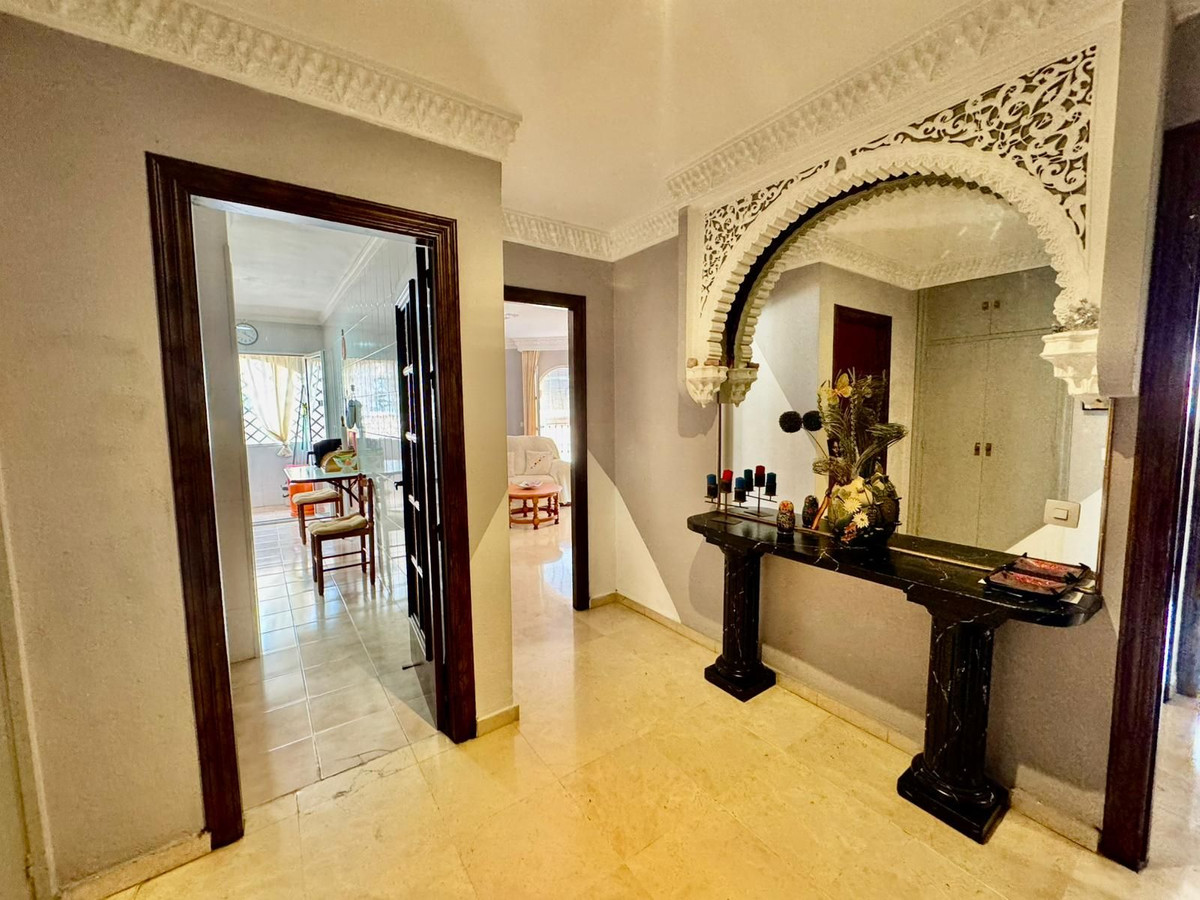 Se vende Apartamento en Planta Última de 3 dormitorios en Costa Del Sol, Málaga, España