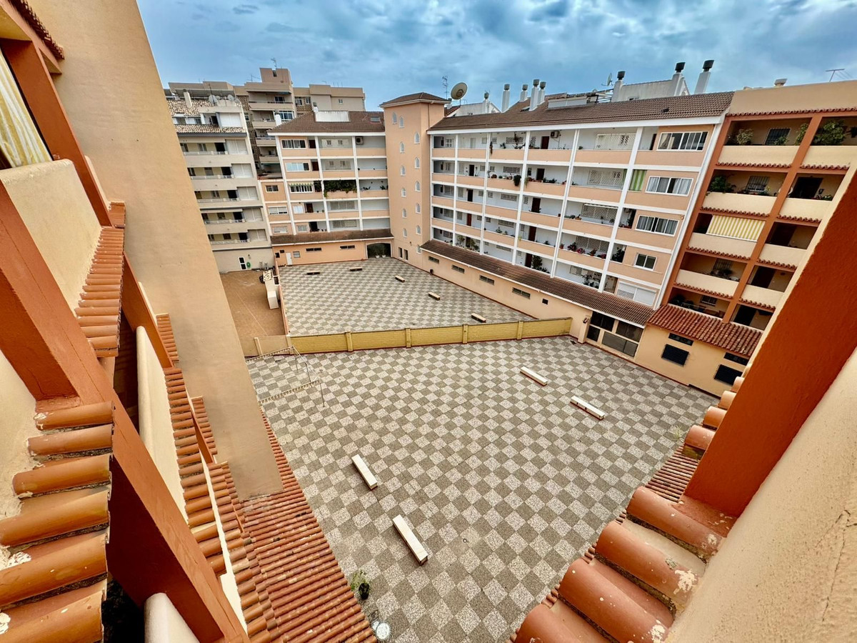 Se vende Apartamento en Planta Última de 3 dormitorios en Costa Del Sol, Málaga, España