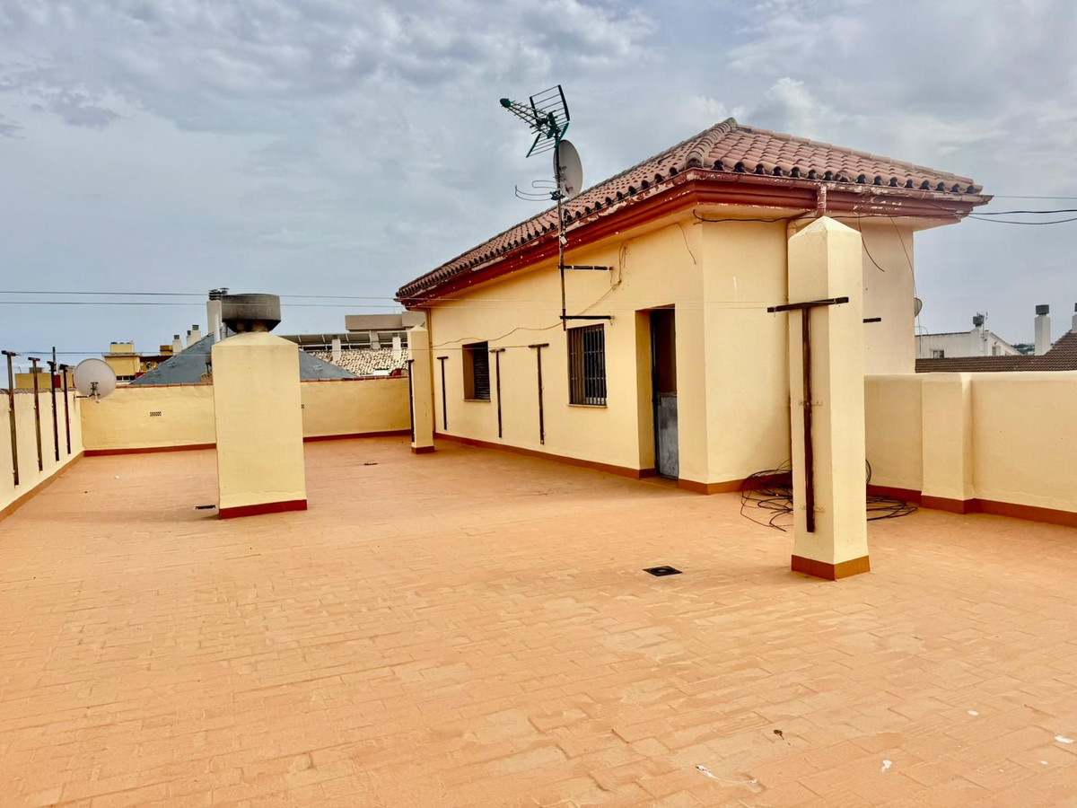 Se vende Apartamento en Planta Última de 3 dormitorios en Costa Del Sol, Málaga, España