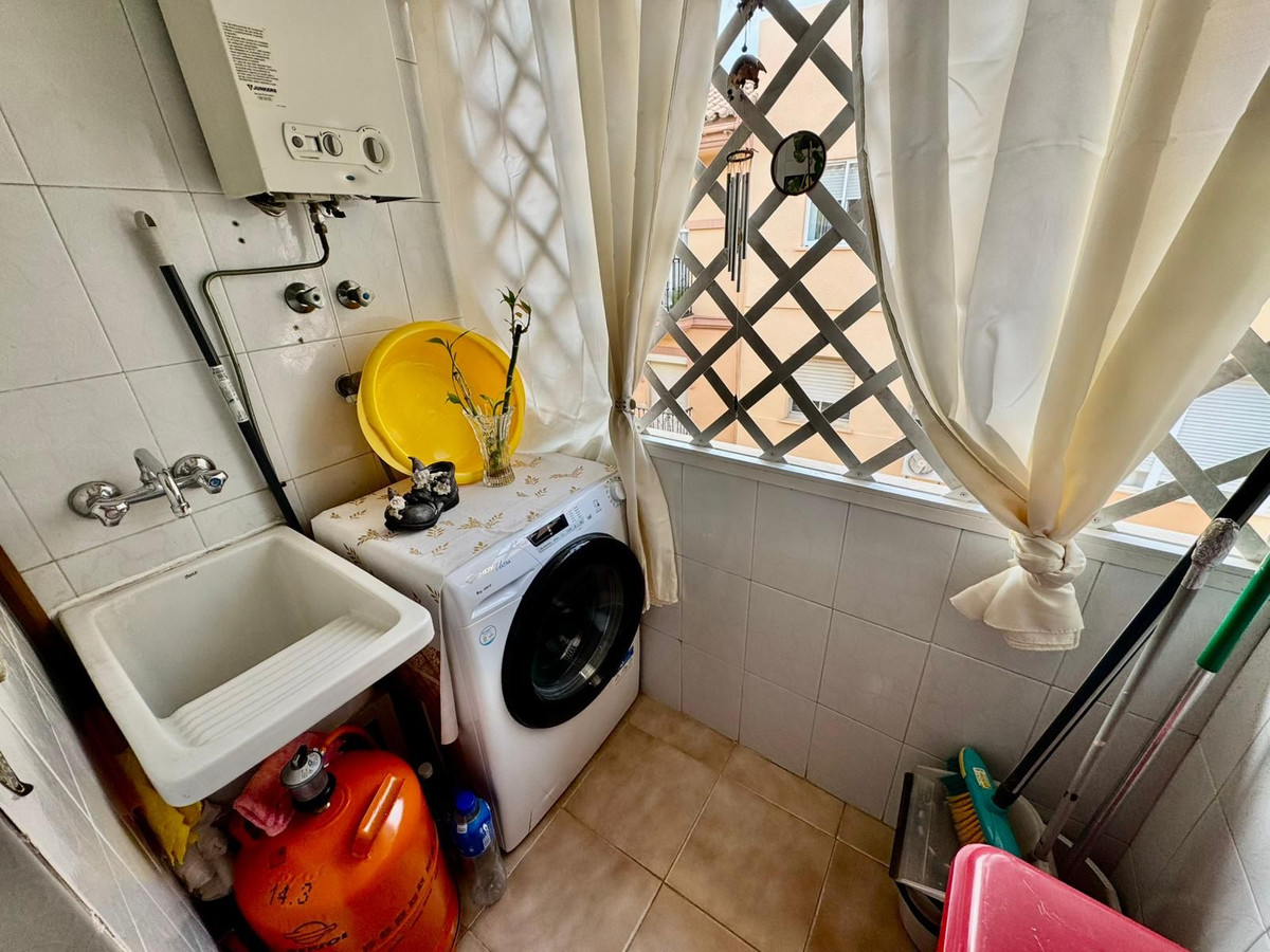 Se vende Apartamento en Planta Última de 3 dormitorios en Costa Del Sol, Málaga, España