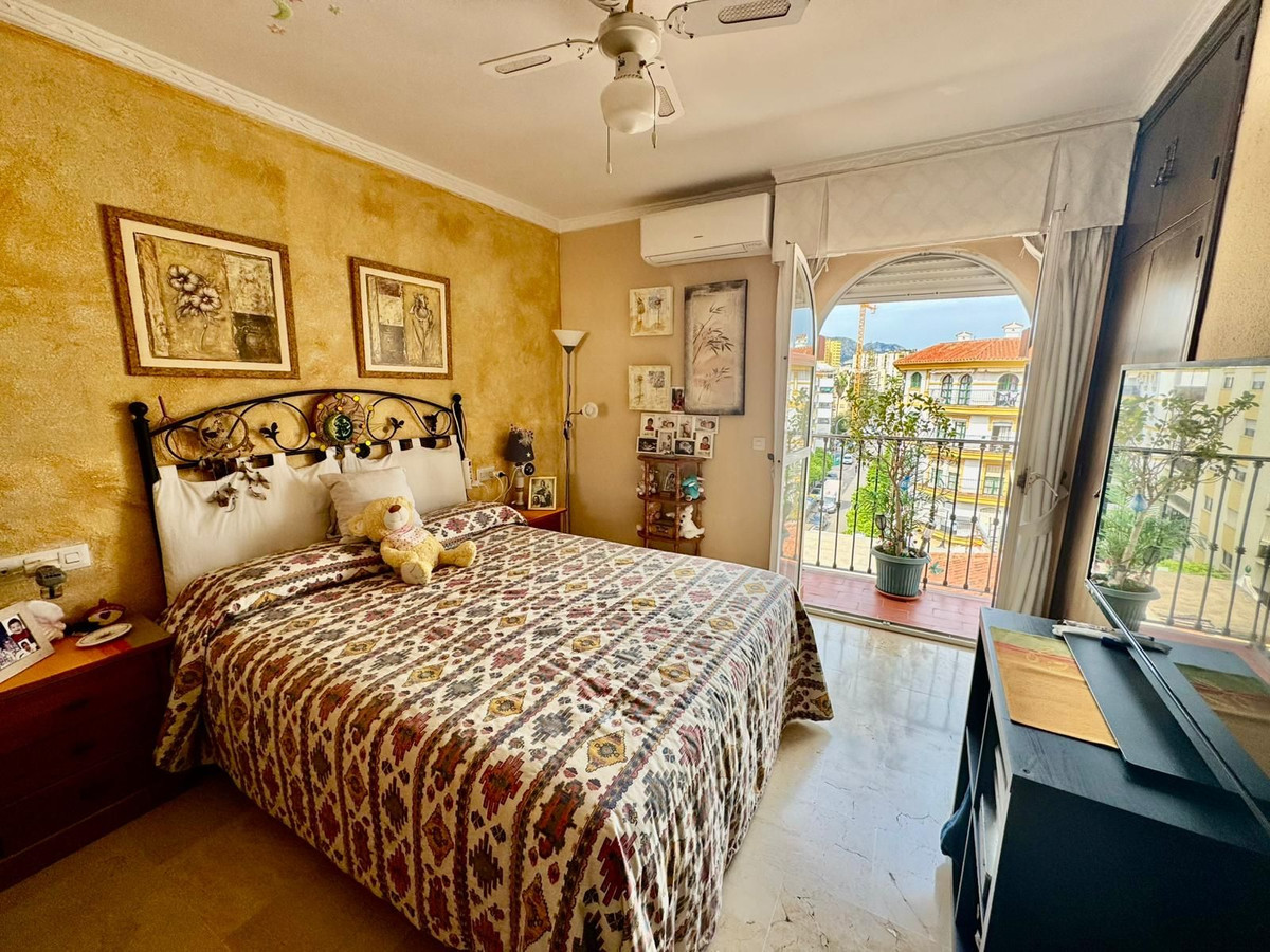 Se vende Apartamento en Planta Última de 3 dormitorios en Costa Del Sol, Málaga, España
