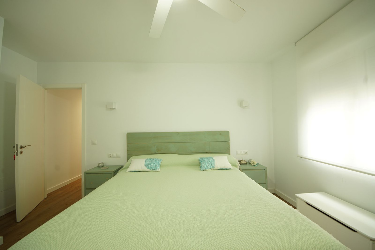 2 Bed Apartment for sale in San Pedro De Alcántara Costa Del Sol, Málaga, Spain