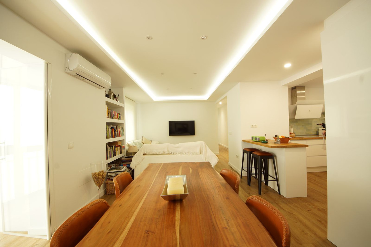 2 Bed Apartment for sale in San Pedro De Alcántara Costa Del Sol, Málaga, Spain