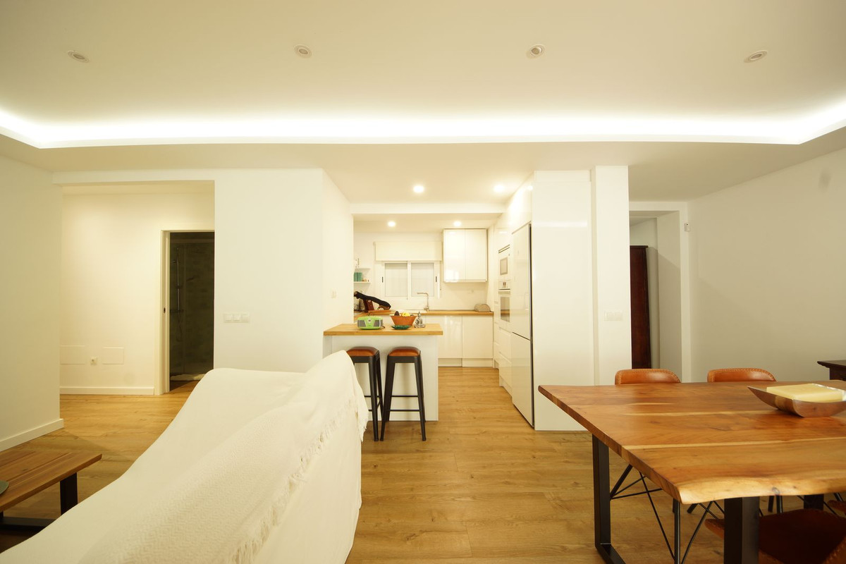 2 Bed Apartment for sale in San Pedro De Alcántara Costa Del Sol, Málaga, Spain