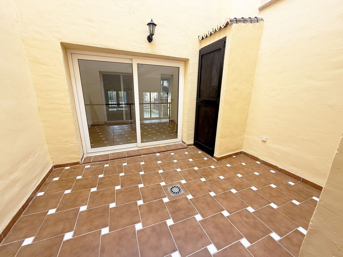 3 Bed Townhouse for sale in Alhaurin Golf Costa Del Sol, Málaga, Spain