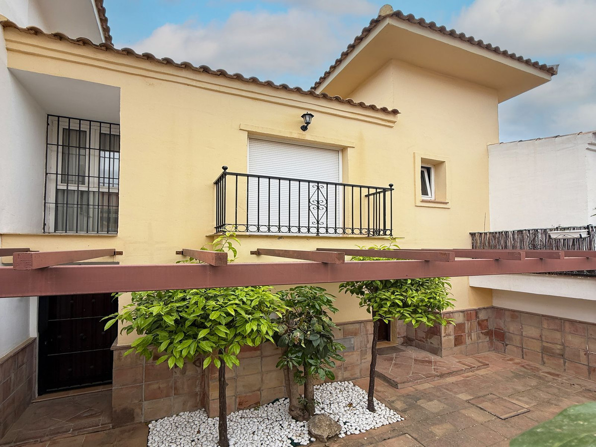 3 Bed Townhouse for sale in Alhaurin Golf Costa Del Sol, Málaga, Spain