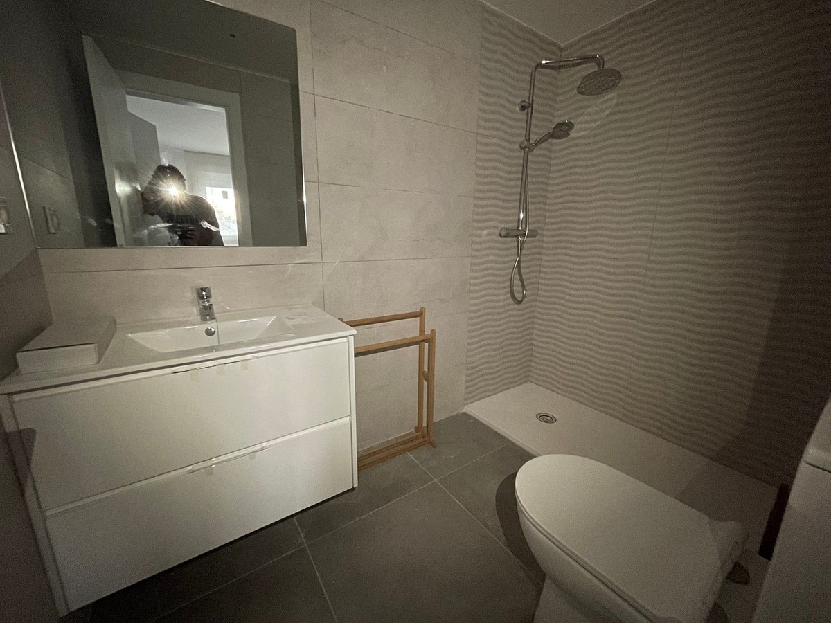 3 Bed Apartment for sale in Casares Costa Del Sol, Málaga, Spain