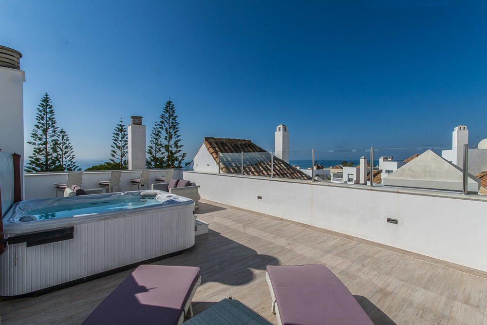 Se vende Ático de 4 dormitorios en Costa Del Sol, Málaga, España