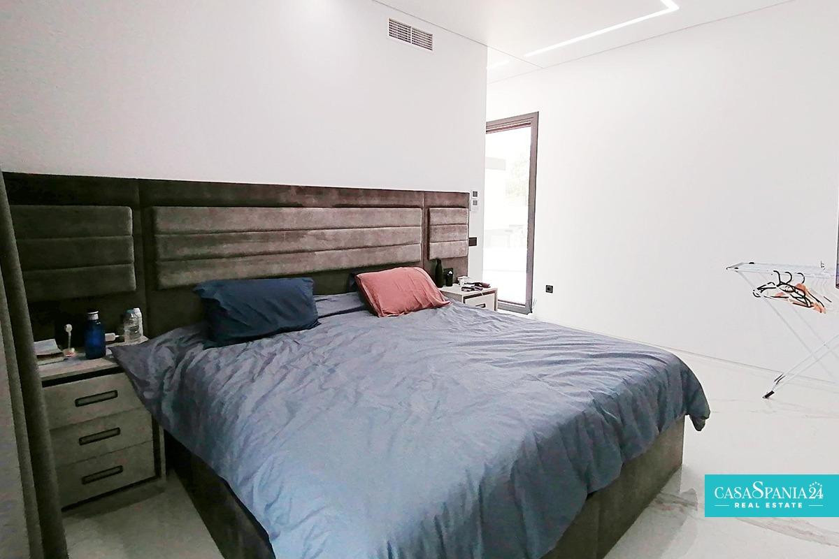 4 Bed Townhouse for sale in Benidorm Costa Blanca, Alicante, Spain