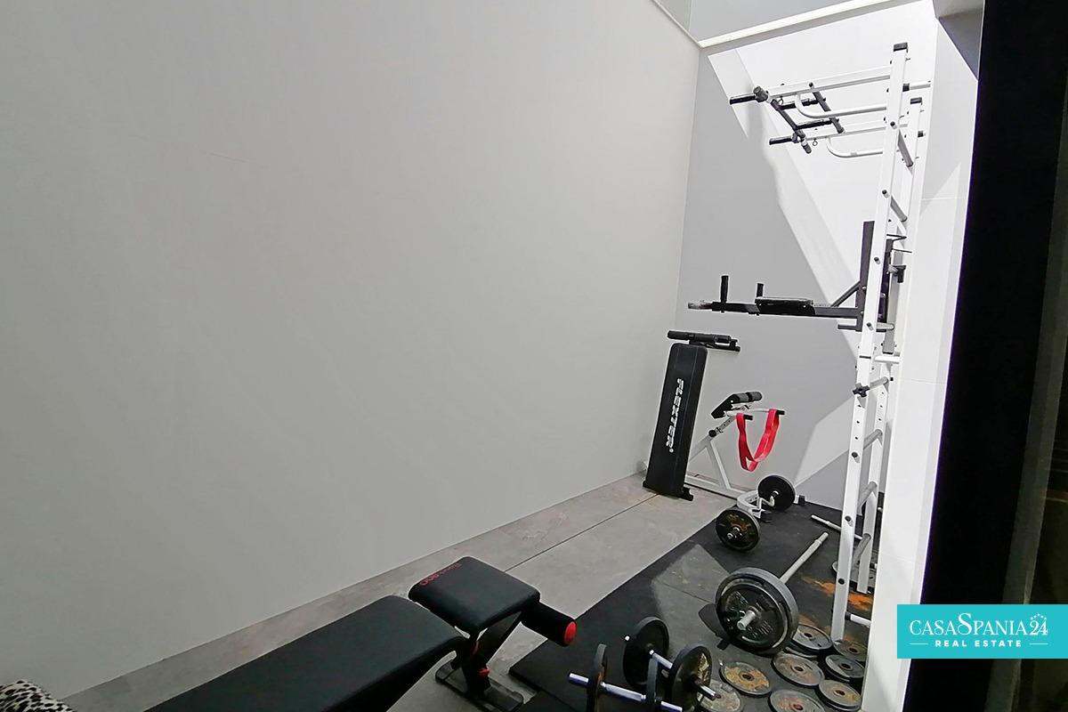4 Bed Townhouse for sale in Benidorm Costa Blanca, Alicante, Spain