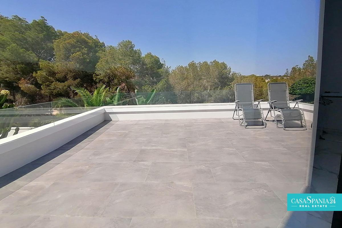 4 Bed Townhouse for sale in Benidorm Costa Blanca, Alicante, Spain