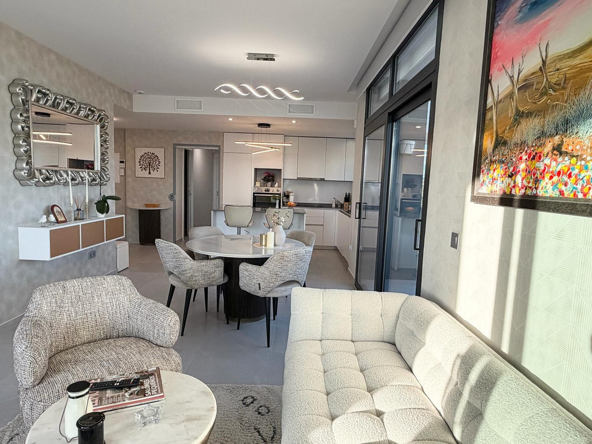 Se vende Apartamento Planta Media de 3 dormitorios en Costa Blanca, Alicante, España