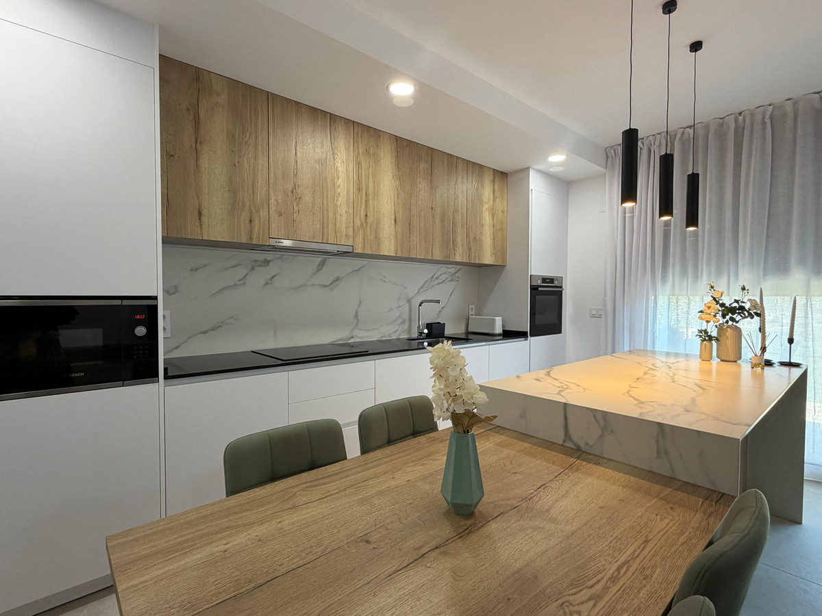 Se vende Apartamento Planta Media de 2 dormitorios en Costa Blanca, Alicante, España