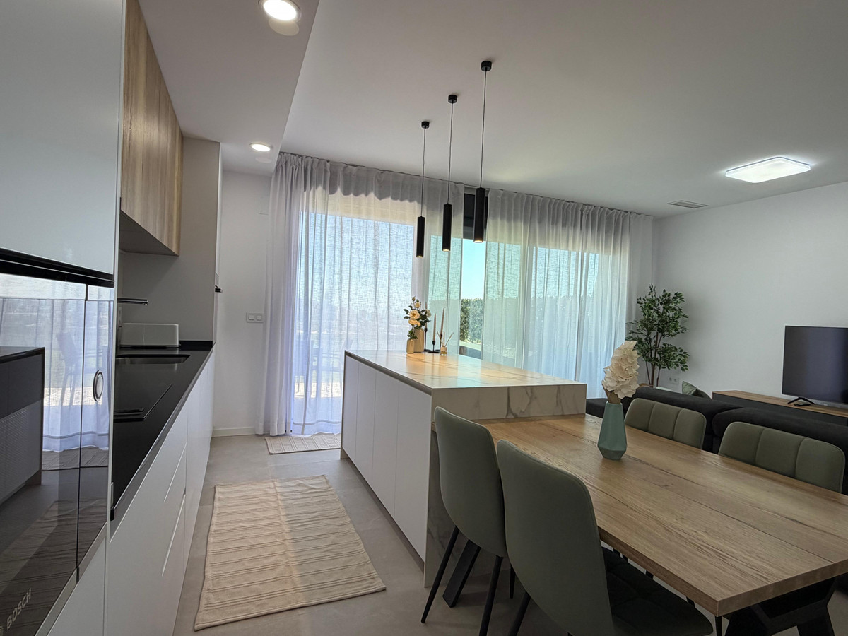 Se vende Apartamento Planta Media de 2 dormitorios en Costa Blanca, Alicante, España