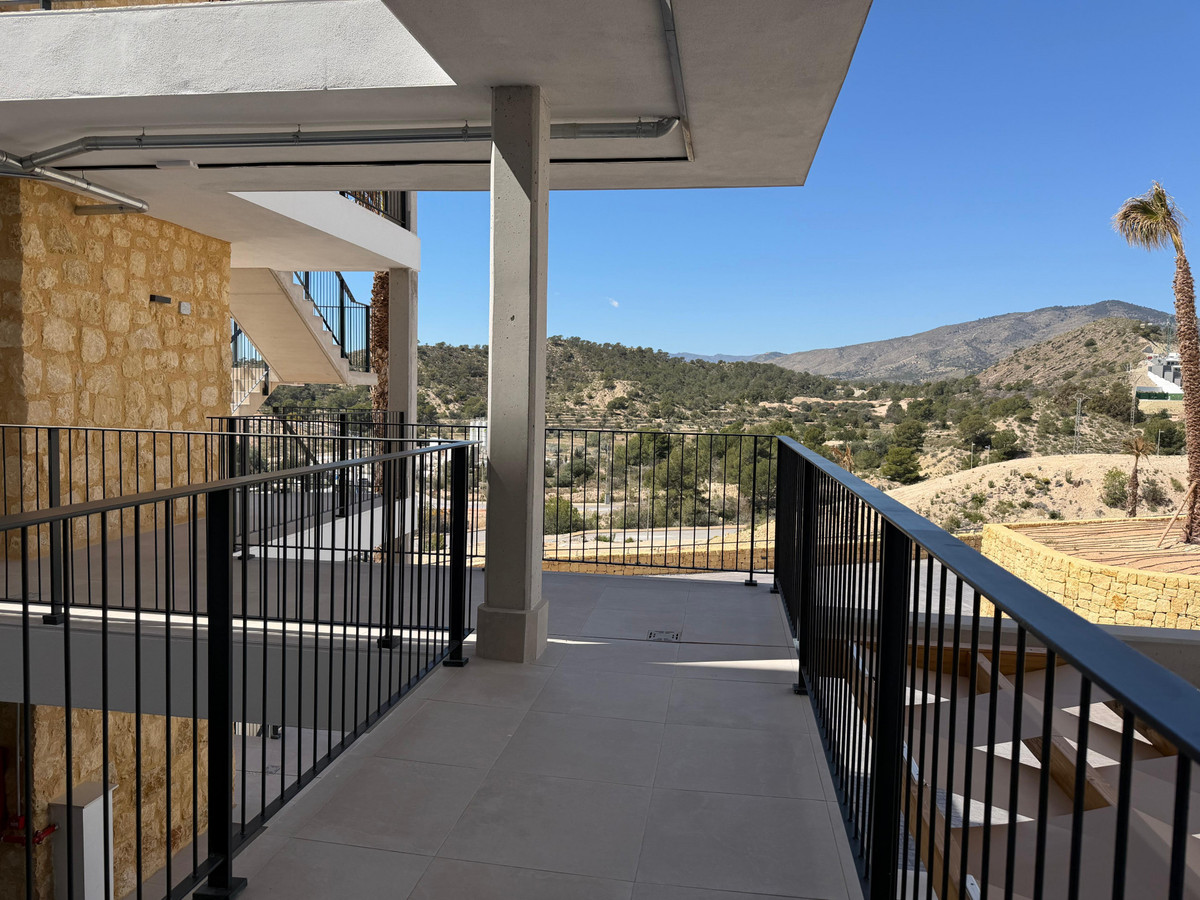 Se vende Apartamento Planta Media de 2 dormitorios en Costa Blanca, Alicante, España