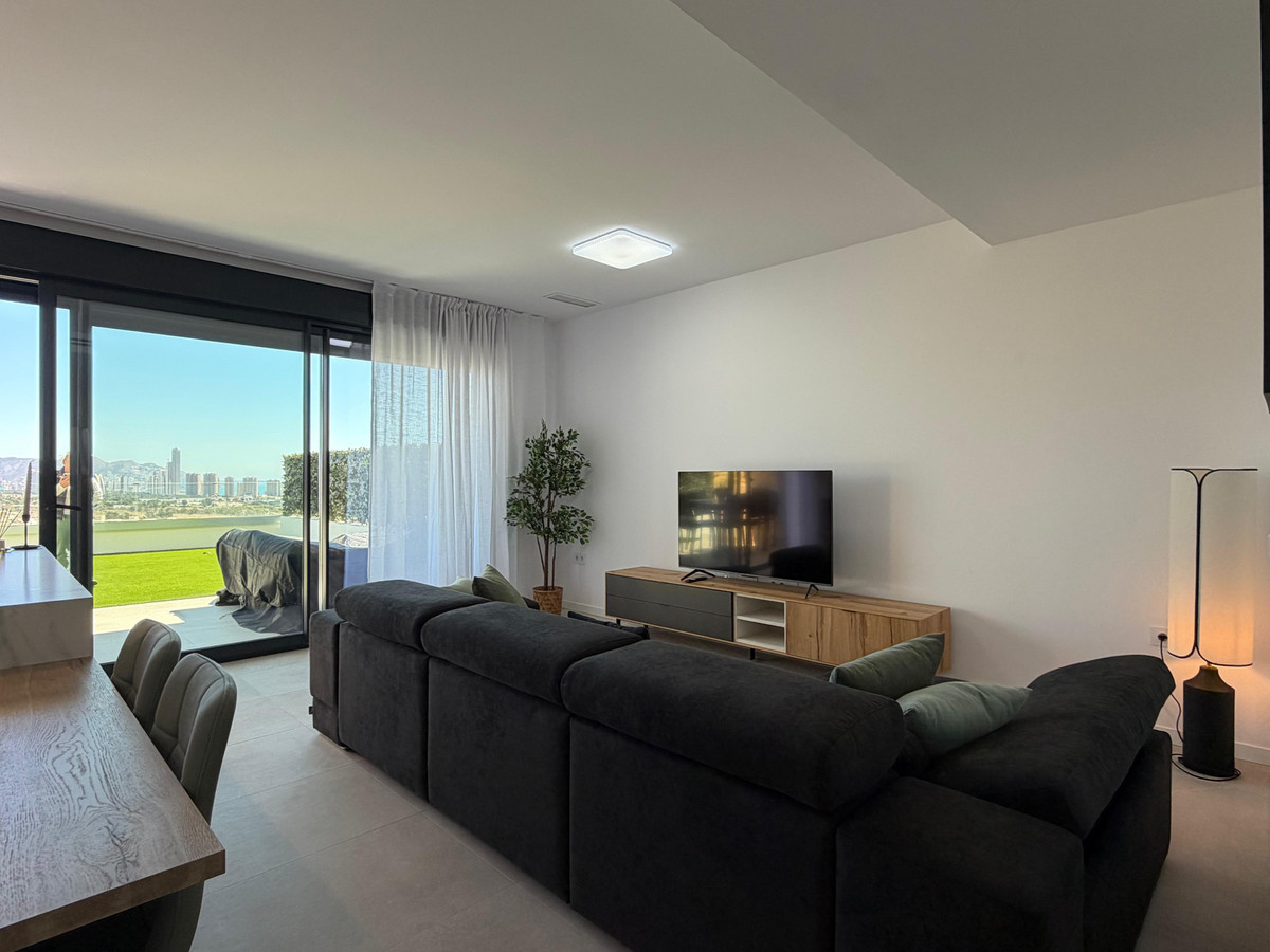 Se vende Apartamento Planta Media de 2 dormitorios en Costa Blanca, Alicante, España