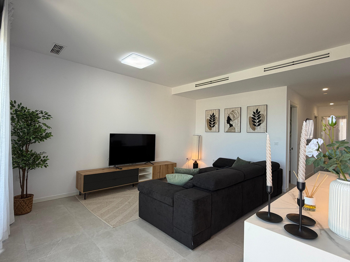 Se vende Apartamento Planta Media de 2 dormitorios en Costa Blanca, Alicante, España