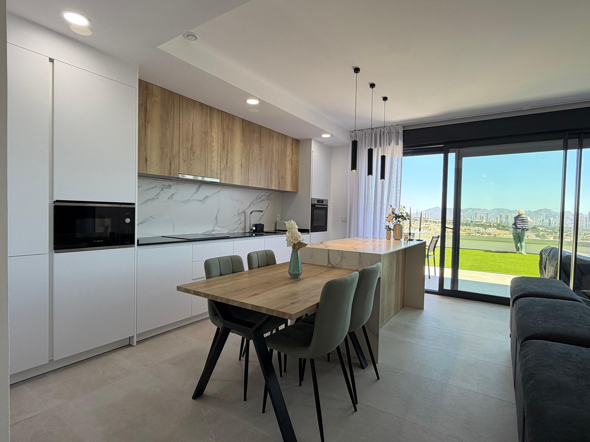 Se vende Apartamento Planta Media de 2 dormitorios en Costa Blanca, Alicante, España