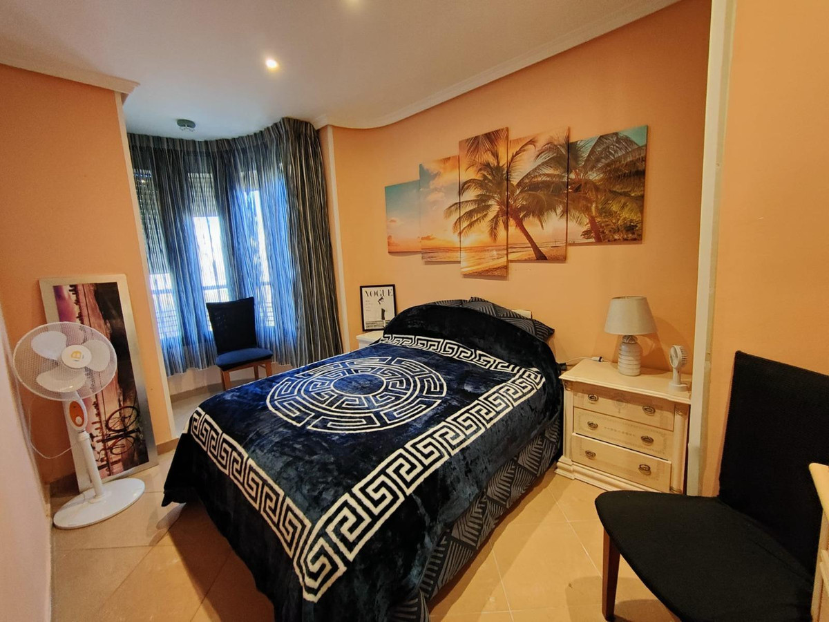 Se vende Apartamento Planta Media de 3 dormitorios en Costa Blanca, Alicante, España