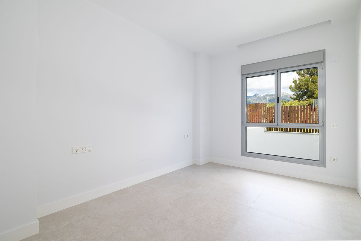 3 Bed Apartment for sale in Santa Clara Costa Del Sol, Málaga, Spain